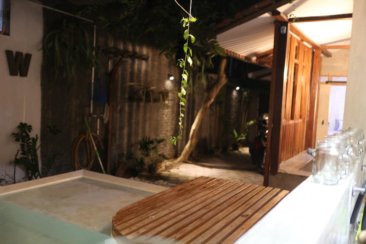 Trava House Villa Jogja Джок'якарта Екстер'єр фото